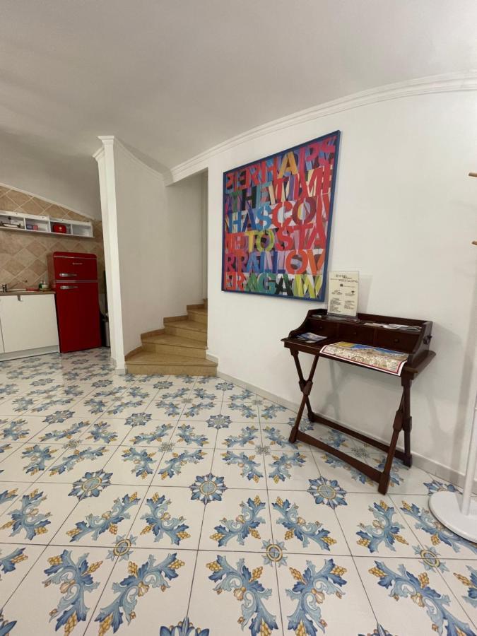 Caterina 70 Apartment Napoli Bagian luar foto